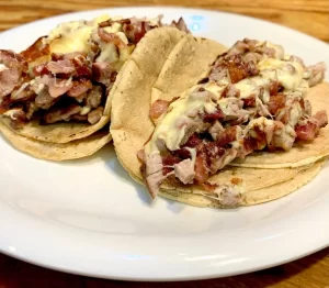 Taquería Los Hornillos