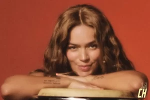 Tropicoqueta / de Karol G
