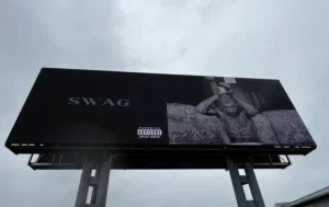 Justin Bieber / SWAG