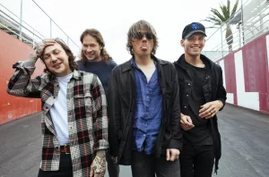 My Chemical Romance sorprende con ‘War Beneath the Rain’, canción inédita en vivo