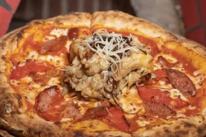 Coppola Pizza Vinyl Bar