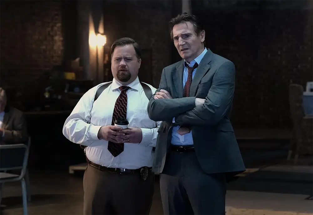 ¿Dónde está el policía? / Liam Neeson / Pamela Anderson / Paul Walter Hauser