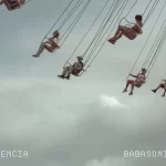 Babasónicos lanza ‘Advertencia’ y reafirma su legado tras agotar el Auditorio Nacional