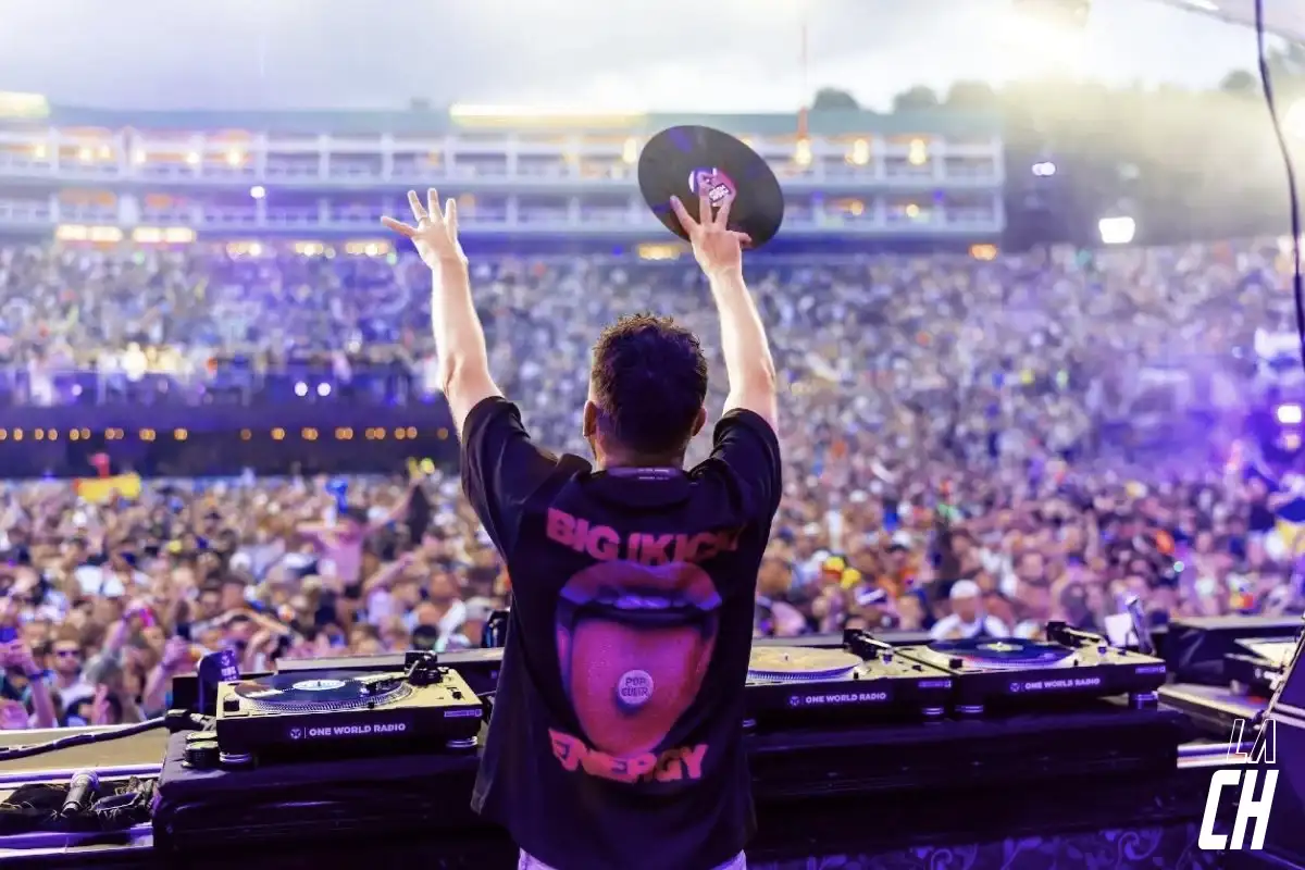 Dimitri Vegas revive la esencia del vinilo en Tomorrowland 2025 con un set histórico