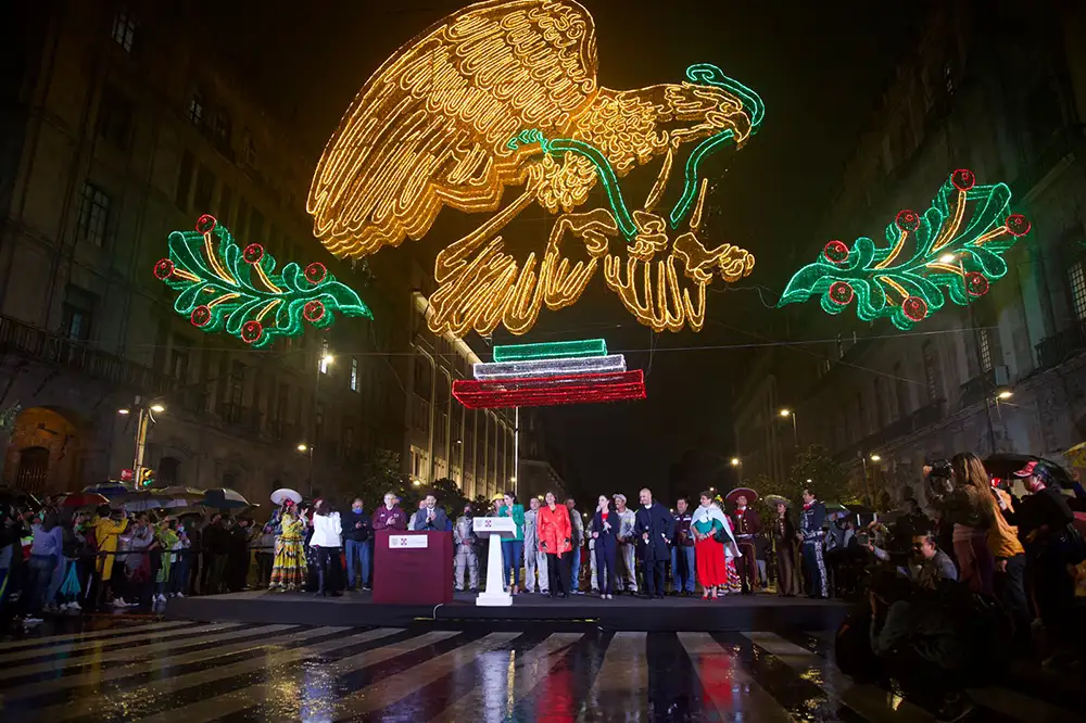 La Arrolladora Banda El Limón animará el Grito de Independencia 2025 en el Zócalo