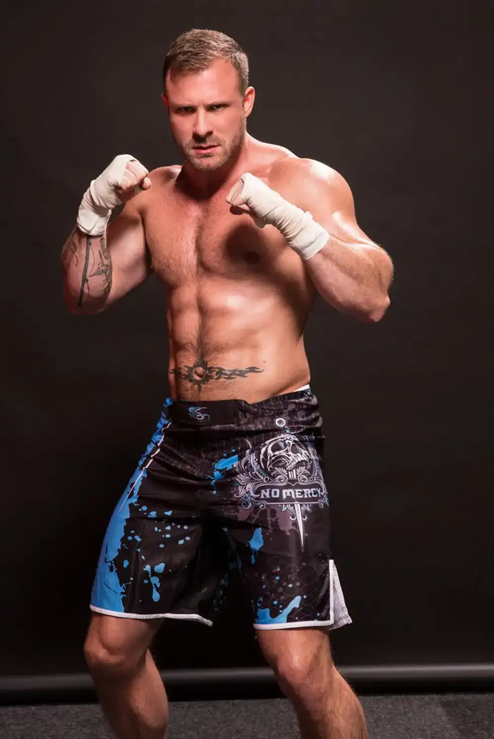 Austin Wolf, estrella del cine para adultos, es condenado a 19 años por explotación infantil