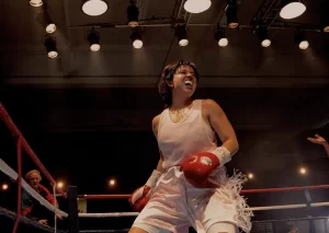 Sydney Sweeney sorprende con drástico cambio físico en el tráiler de su nueva película