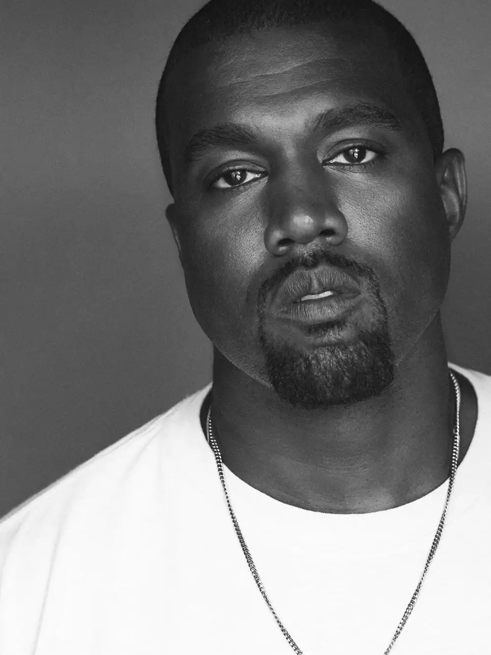 Kanye West anuncia concierto en México en la plaza de toros