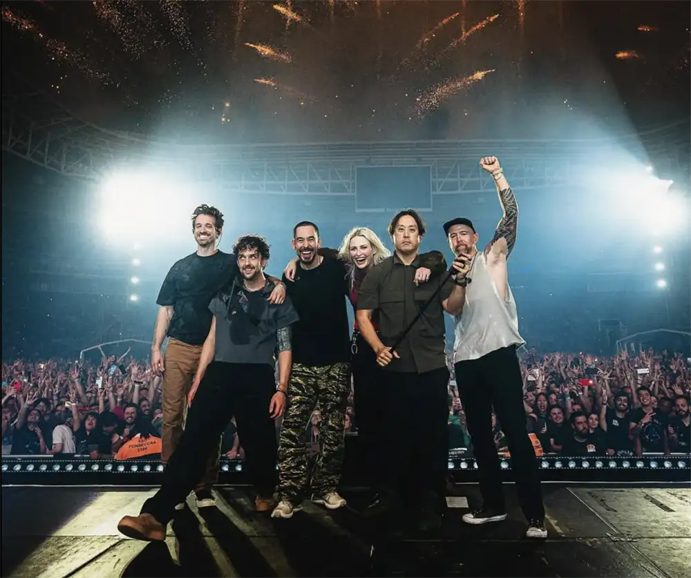Linkin Park en Arena México función especial de lucha libre